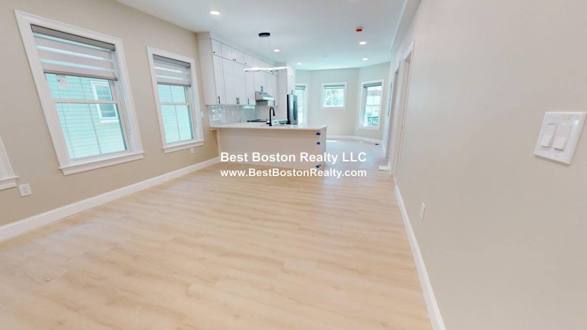 Apartment for rent at 231 Highland Ave #1, Somerville, MA 02143