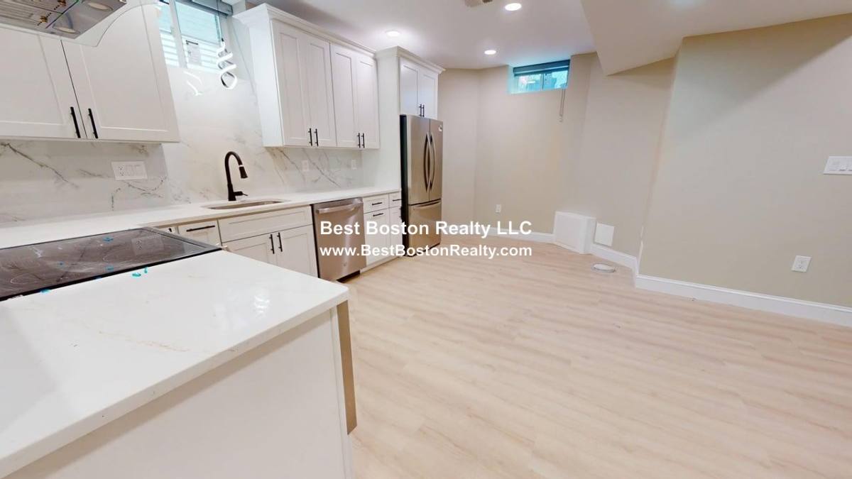 Apartment for rent at 231 Highland Ave #1, Somerville, MA 02143