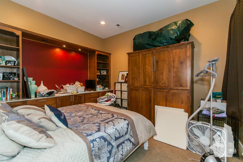 Condo for rent at 1357 W Grand Ave #4, Chicago, IL 60642