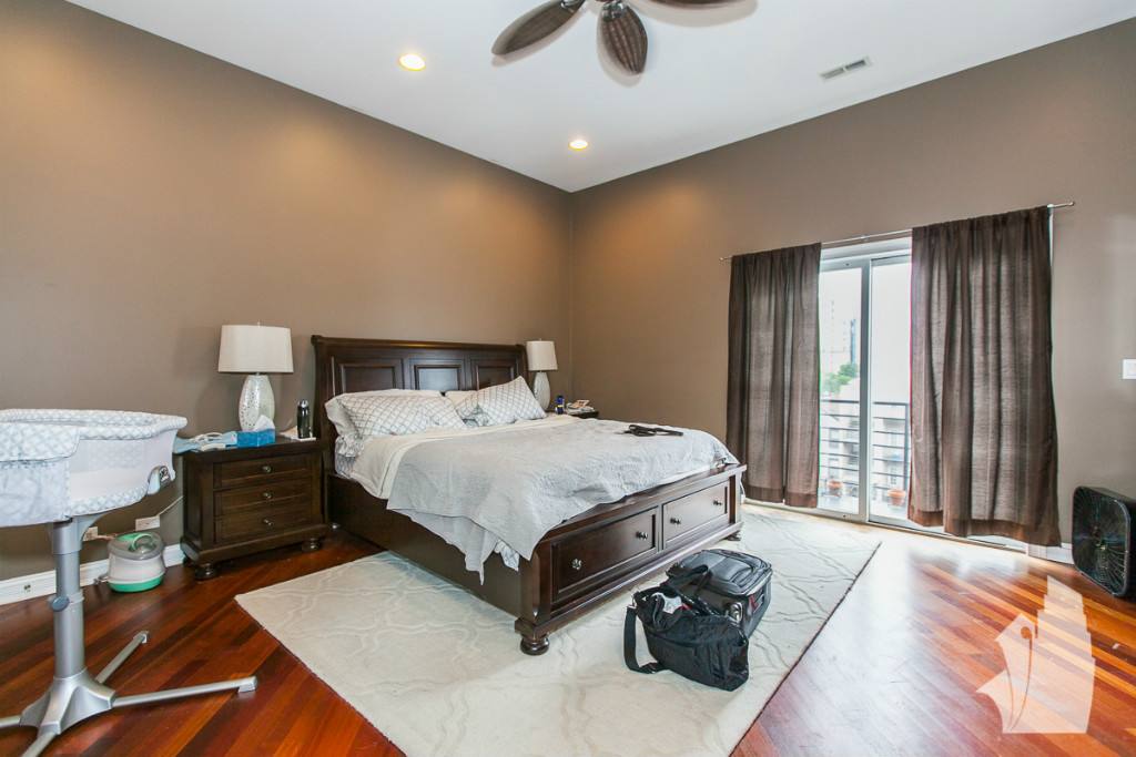 Condo for rent at 1357 W Grand Ave #4, Chicago, IL 60642