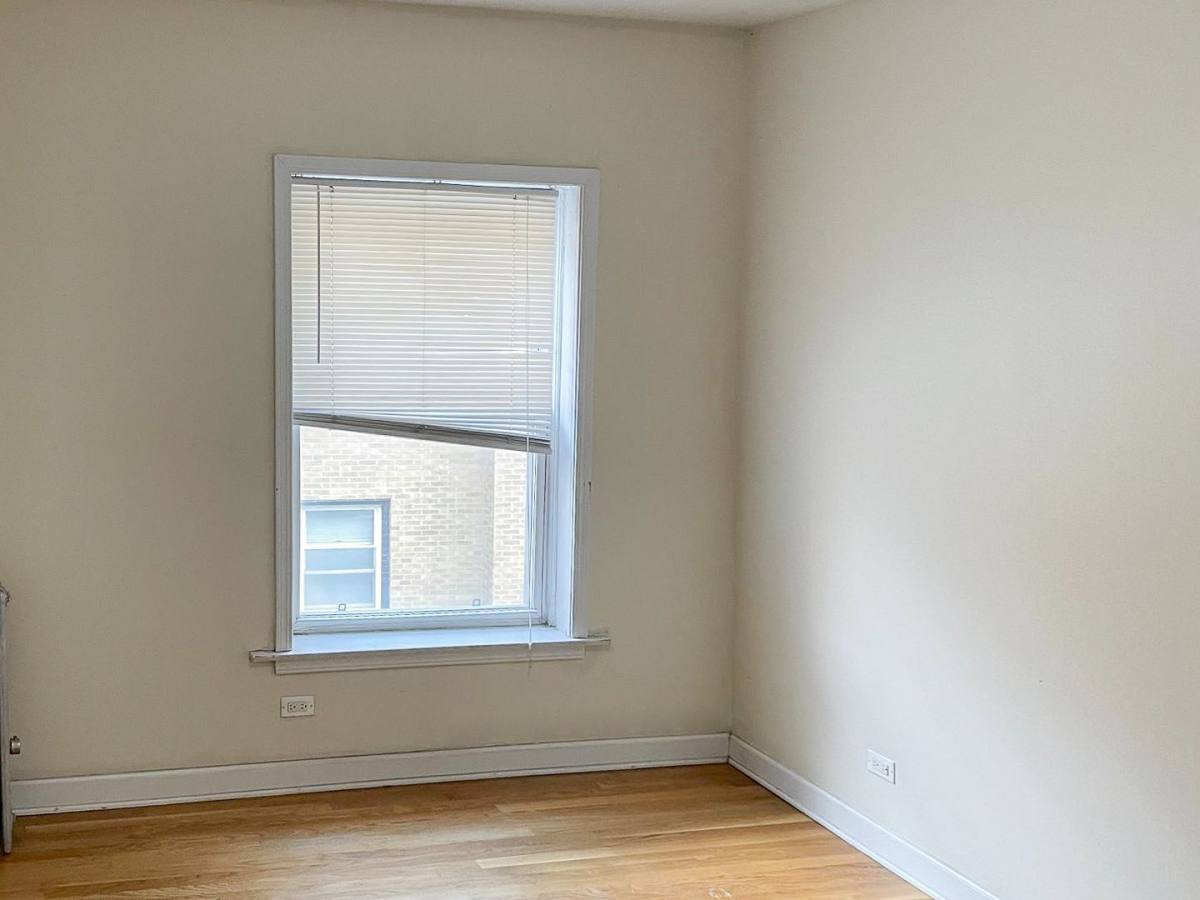 Apartment for rent at 3918 N Pine Grove #2, Chicago, IL 60657