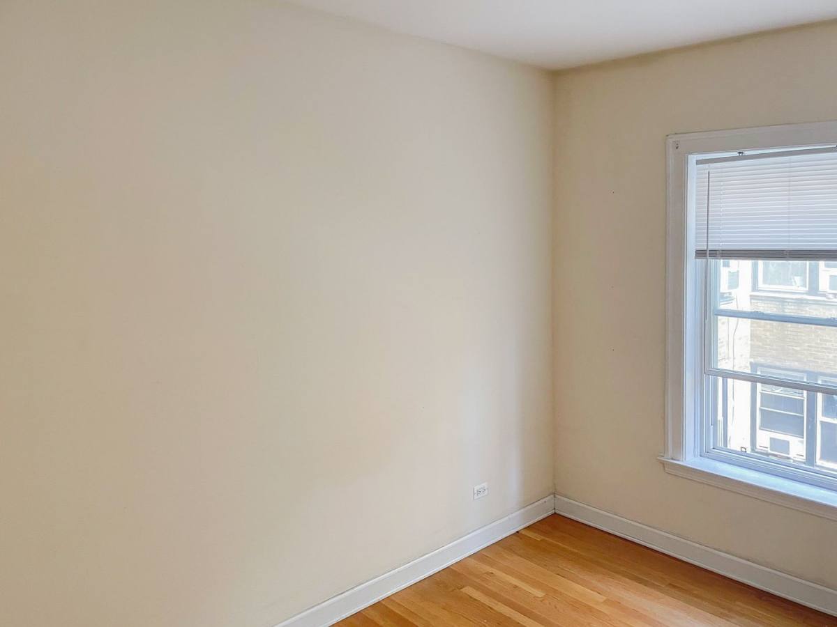 Apartment for rent at 3918 N Pine Grove #2, Chicago, IL 60657