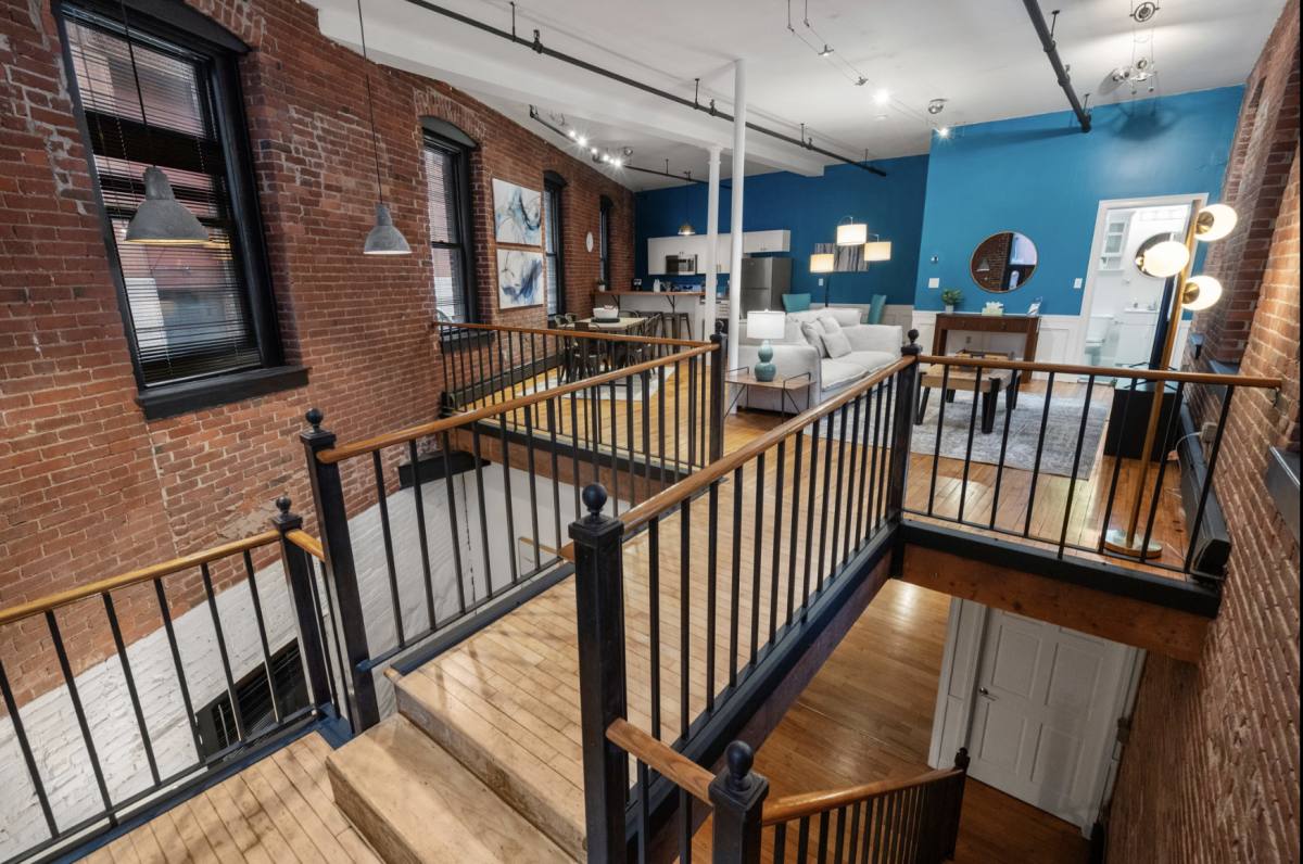 Apartment for rent at 19 Stanhope St #1A, Boston, MA 02116