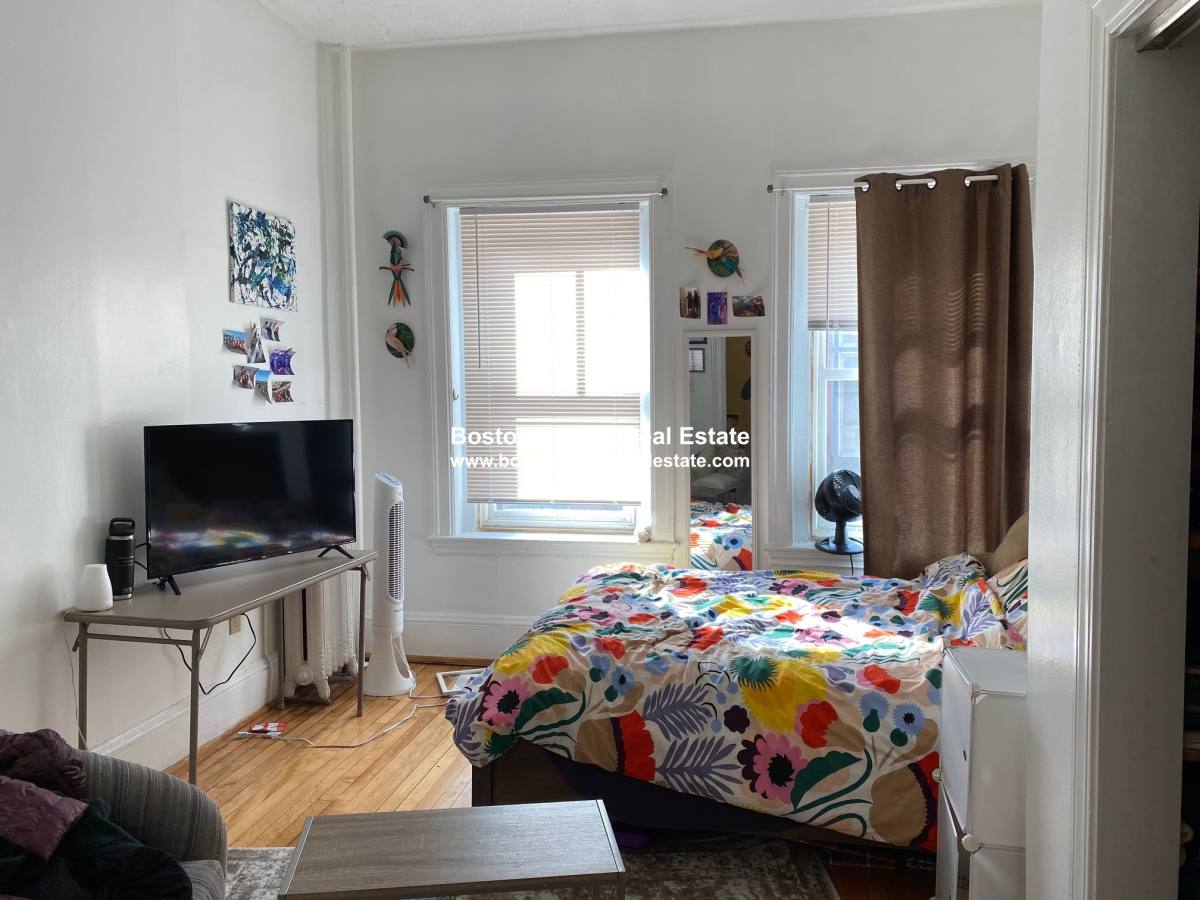 Apartment for rent at 109A Dartmouth #21, Boston, MA 02116