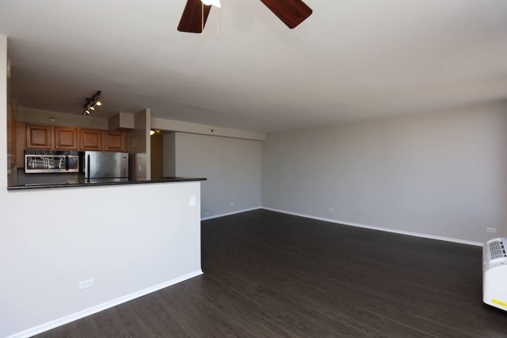 Apartment for rent at 4332 Hazel #P319, Chicago, IL 60613