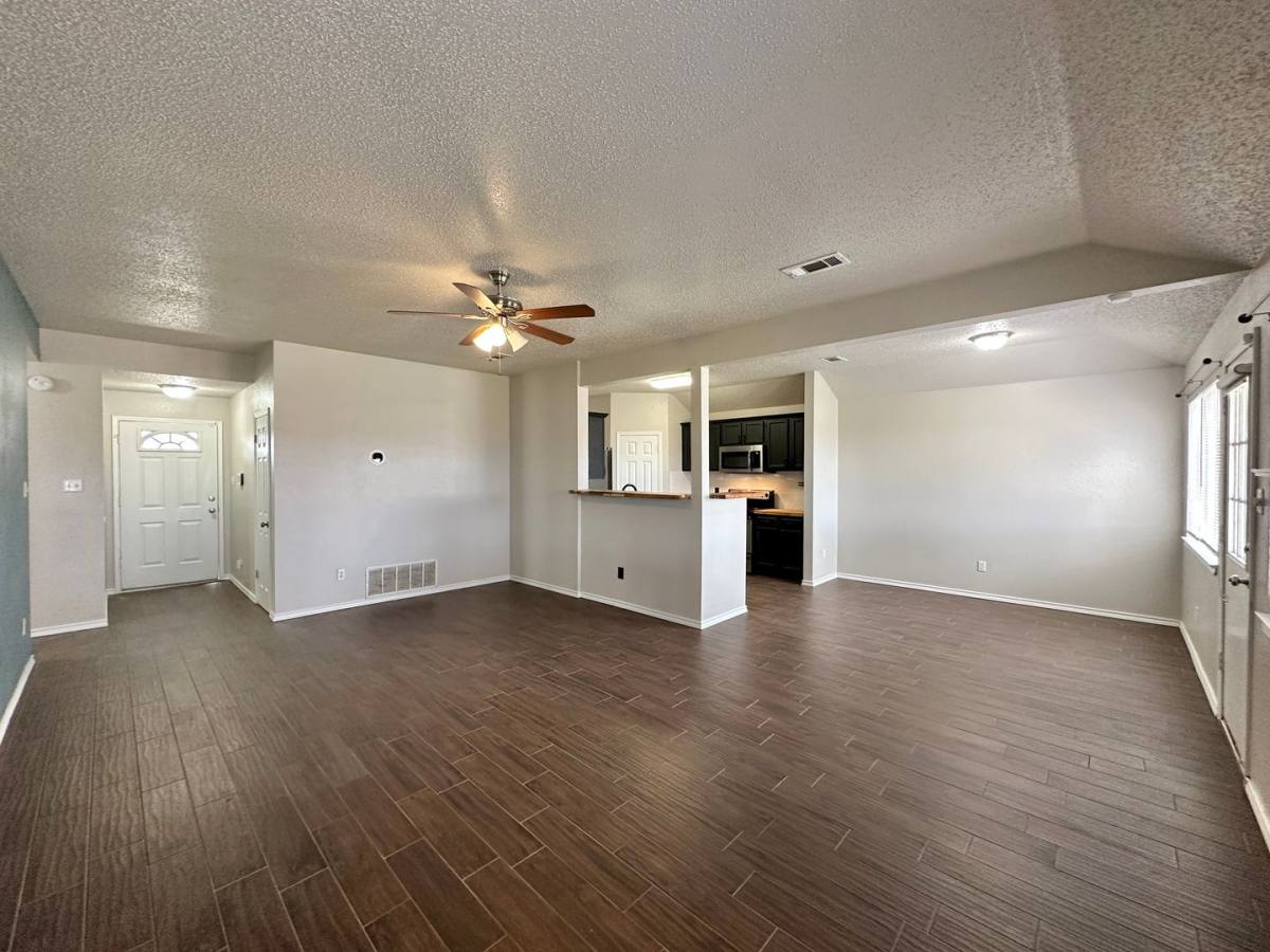 House for rent at 1910 Michele Dr, Killeen, TX 76542