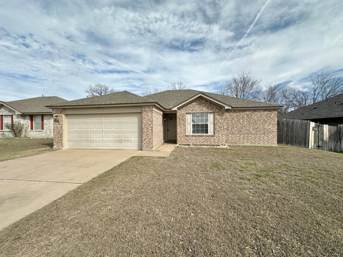 House for rent at 1910 Michele Dr, Killeen, TX 76542