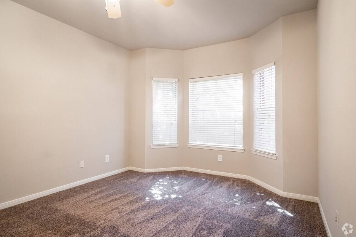 Apartment for rent at 3133 Buffalo Speedway #INV2, Houston, TX 77098