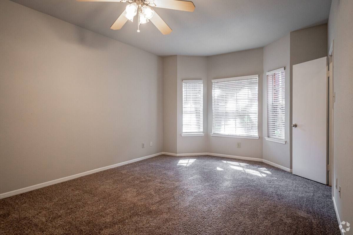 Apartment for rent at 3133 Buffalo Speedway #INV3, Houston, TX 77098