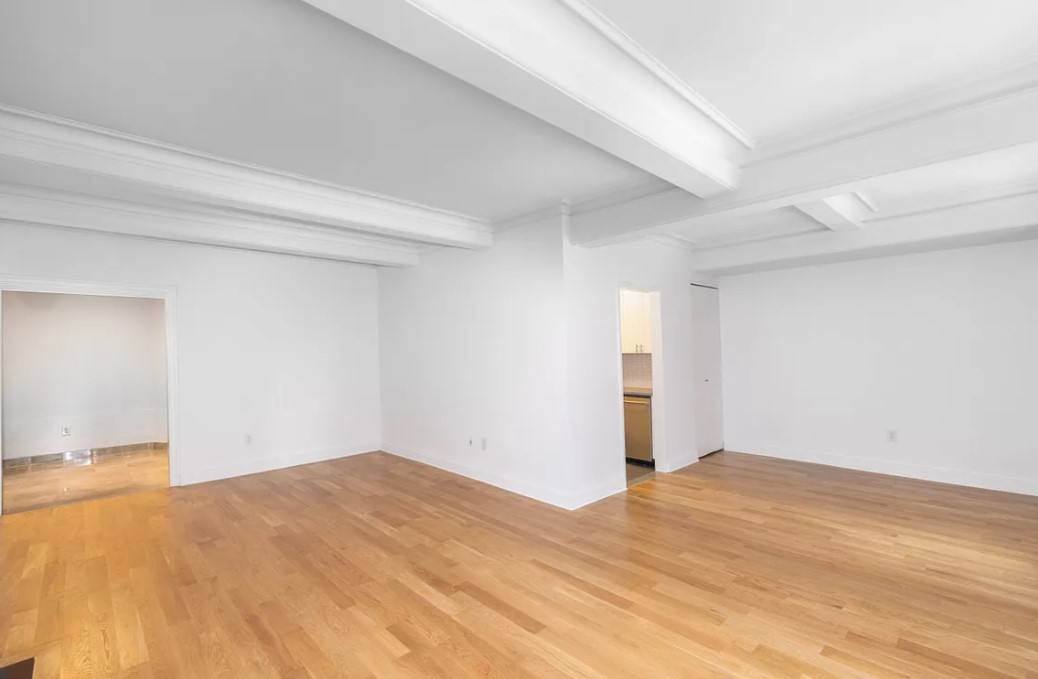 Apartment for rent at 1359 6th Ave #710, New York, NY 10019