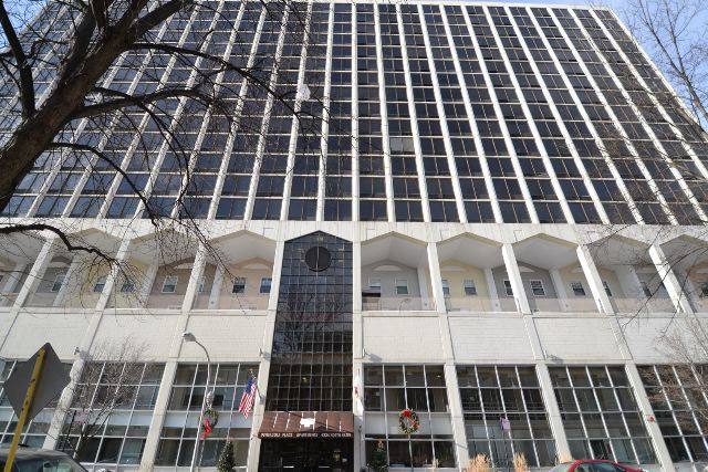 Apartment for rent at 4334 Hazel #D8111, Chicago, IL 60613