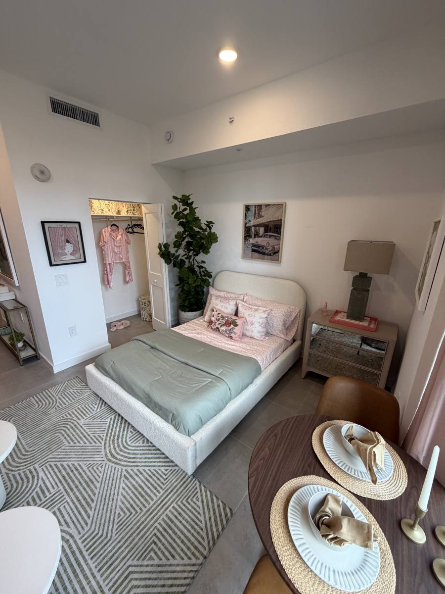 Apartment for rent at 2001 Van Buren St #1128, Hollywood, FL 33020