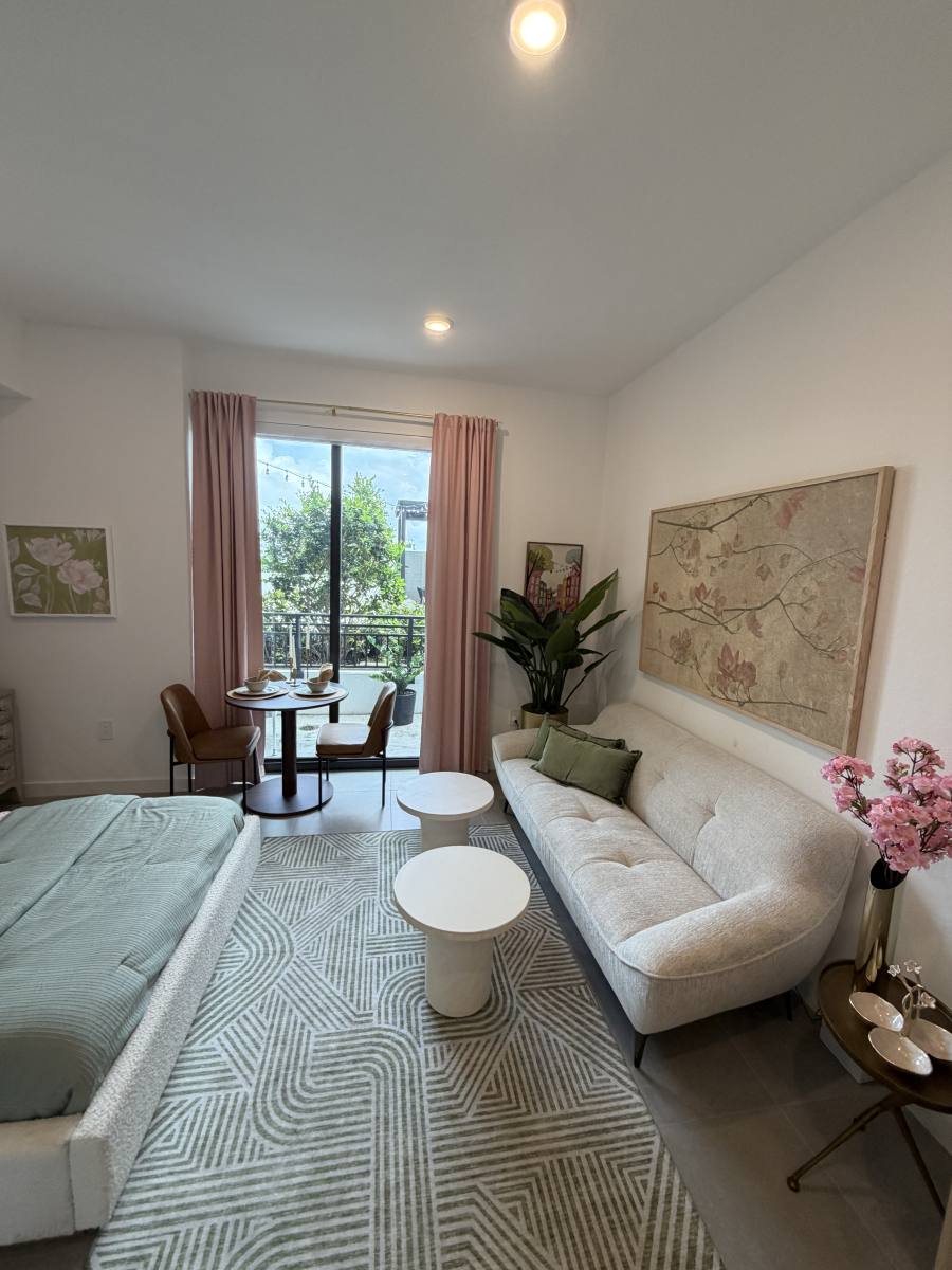 Apartment for rent at 2001 Van Buren St #1128, Hollywood, FL 33020