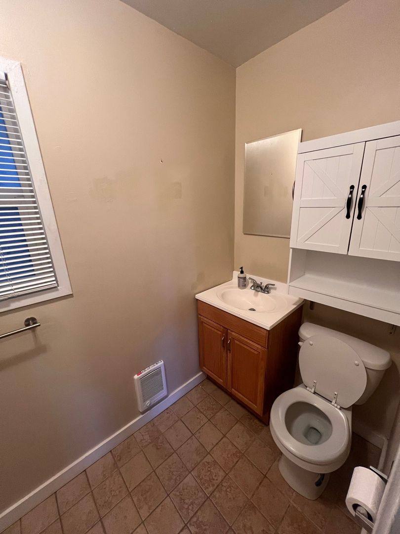 Townhouse for rent at 913 NE Franklin Ave, Bend, OR 97701