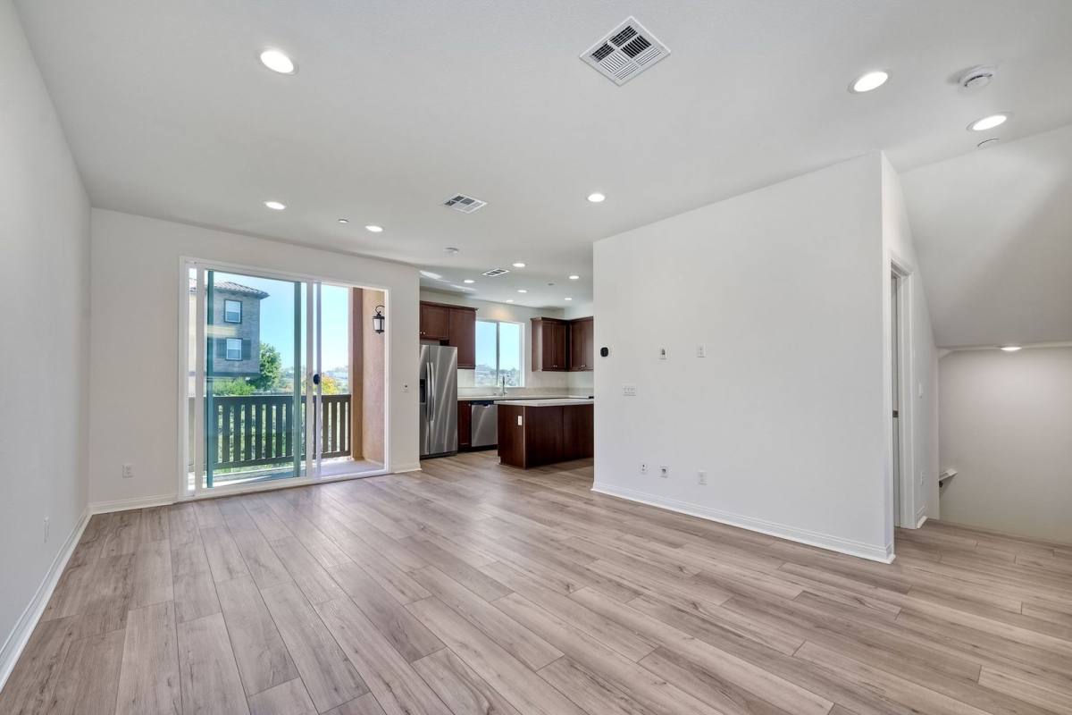Townhouse for rent at 295 Mission Villas Rd, San Marcos, CA 92069