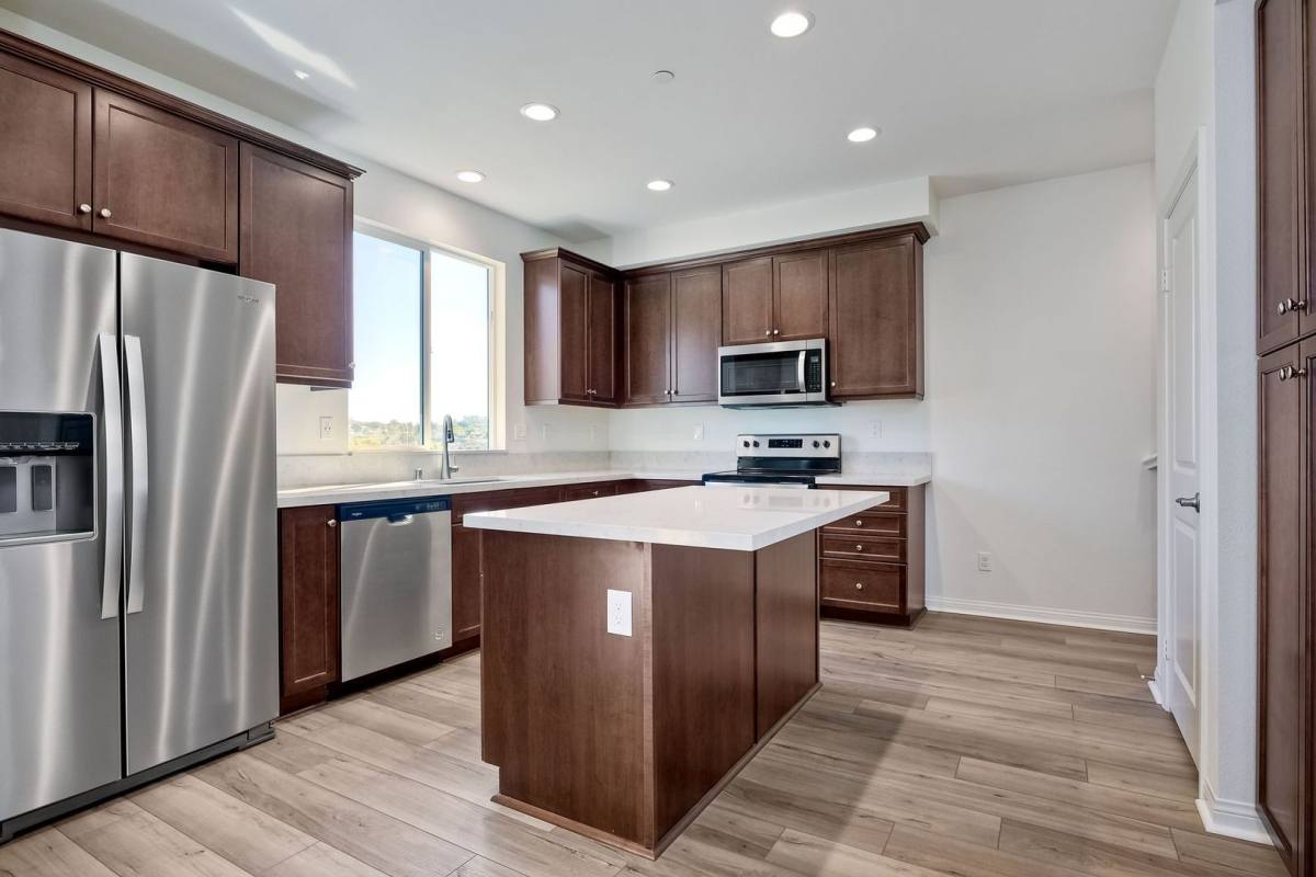 Townhouse for rent at 295 Mission Villas Rd, San Marcos, CA 92069