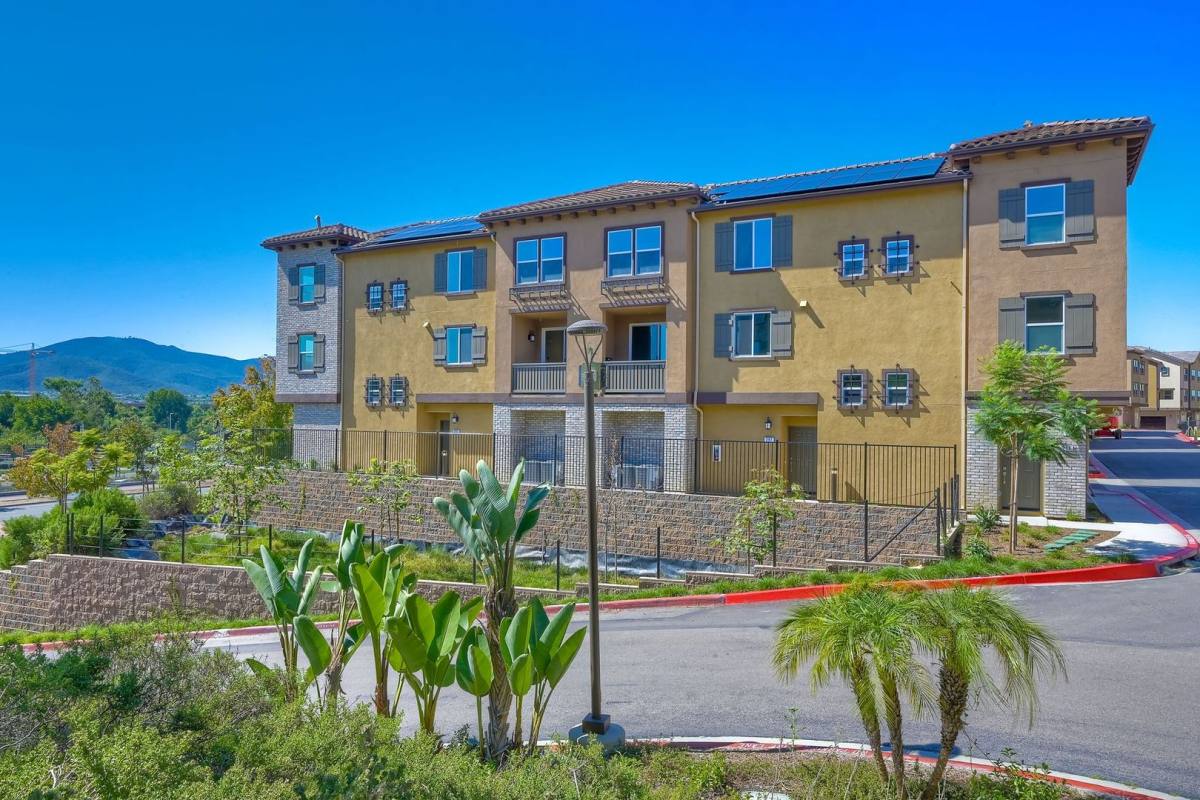 Townhouse for rent at 295 Mission Villas Rd, San Marcos, CA 92069