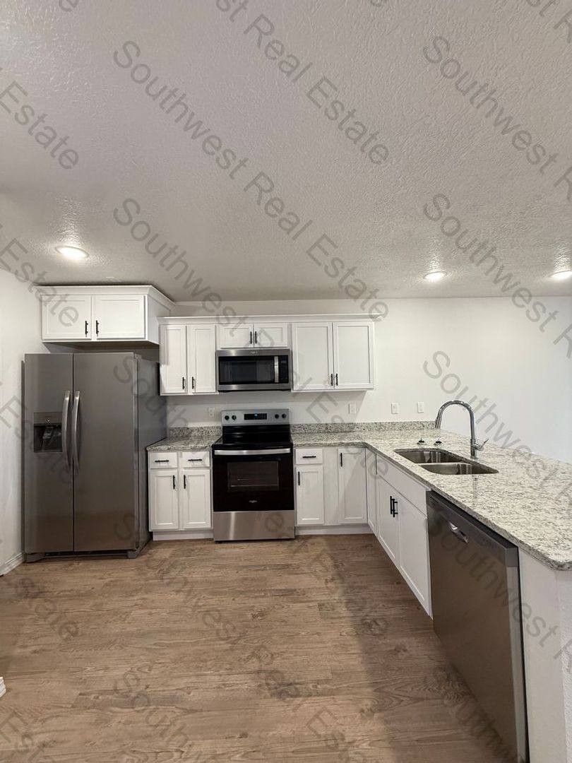 Apartment for rent at 1325 Mission, Clovis, NM 88101