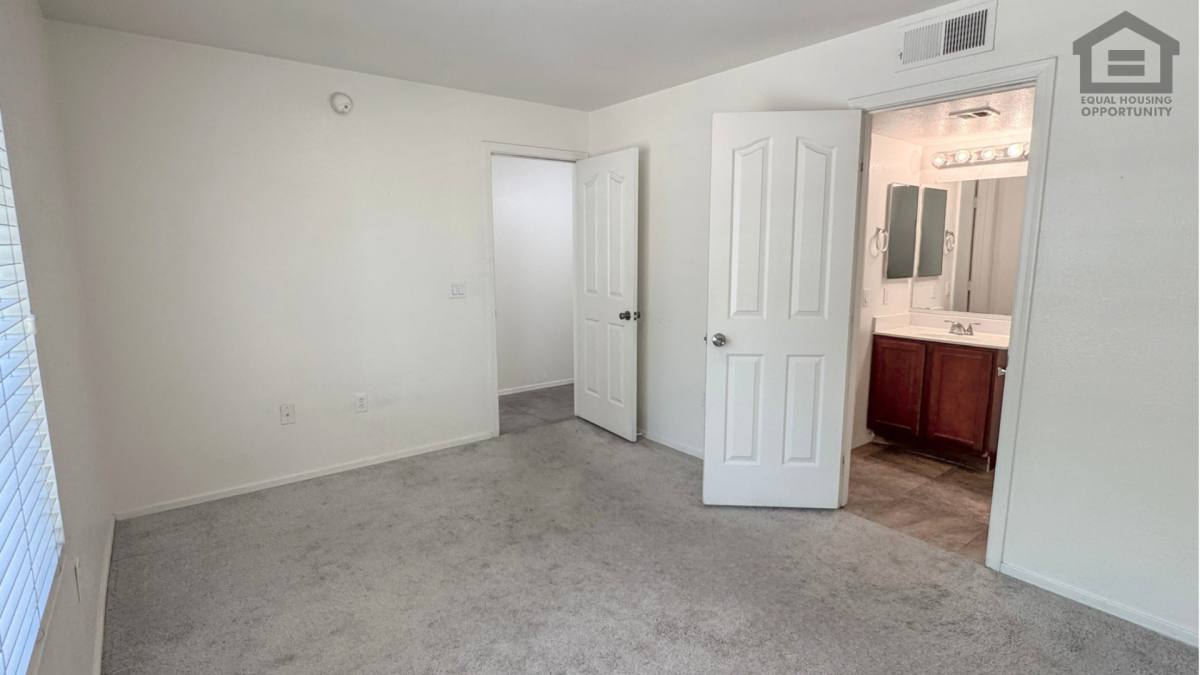 Townhouse for rent at 2401 E Rio Salado Parkway, Tempe, AZ 85288
