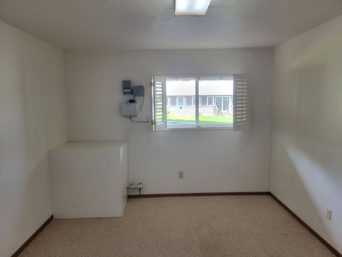 Townhouse for rent at 435 Spokane Ave, Newport, WA 99156