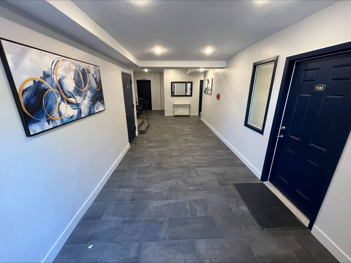 Apartment for rent at 312 S Willaman Dr, Los Angeles, CA 90048