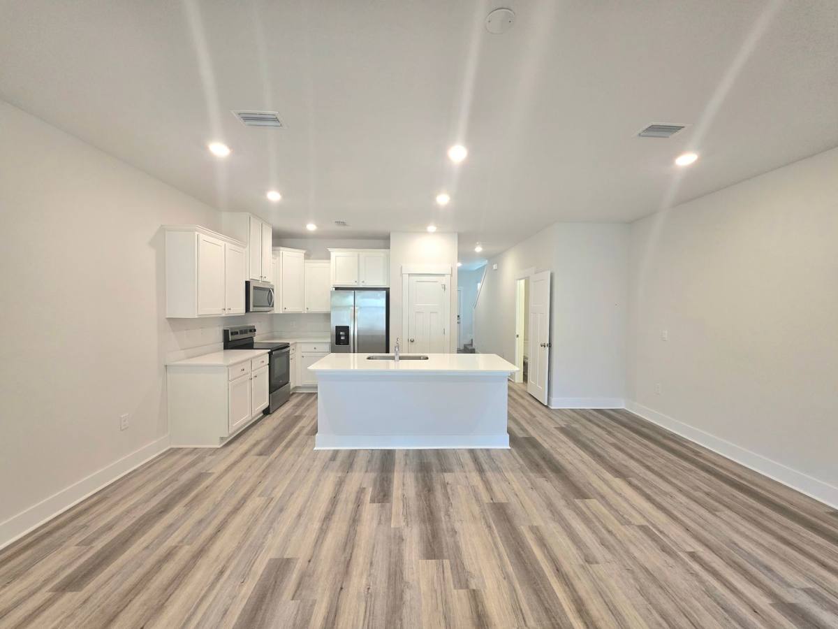 Townhouse for rent at 8486 Bluejack Dr, Pensacola, FL 32514