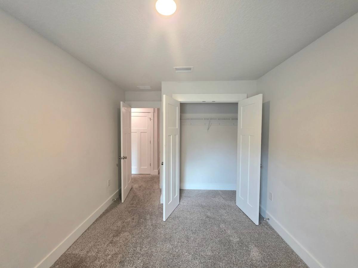 Townhouse for rent at 8486 Bluejack Dr, Pensacola, FL 32514