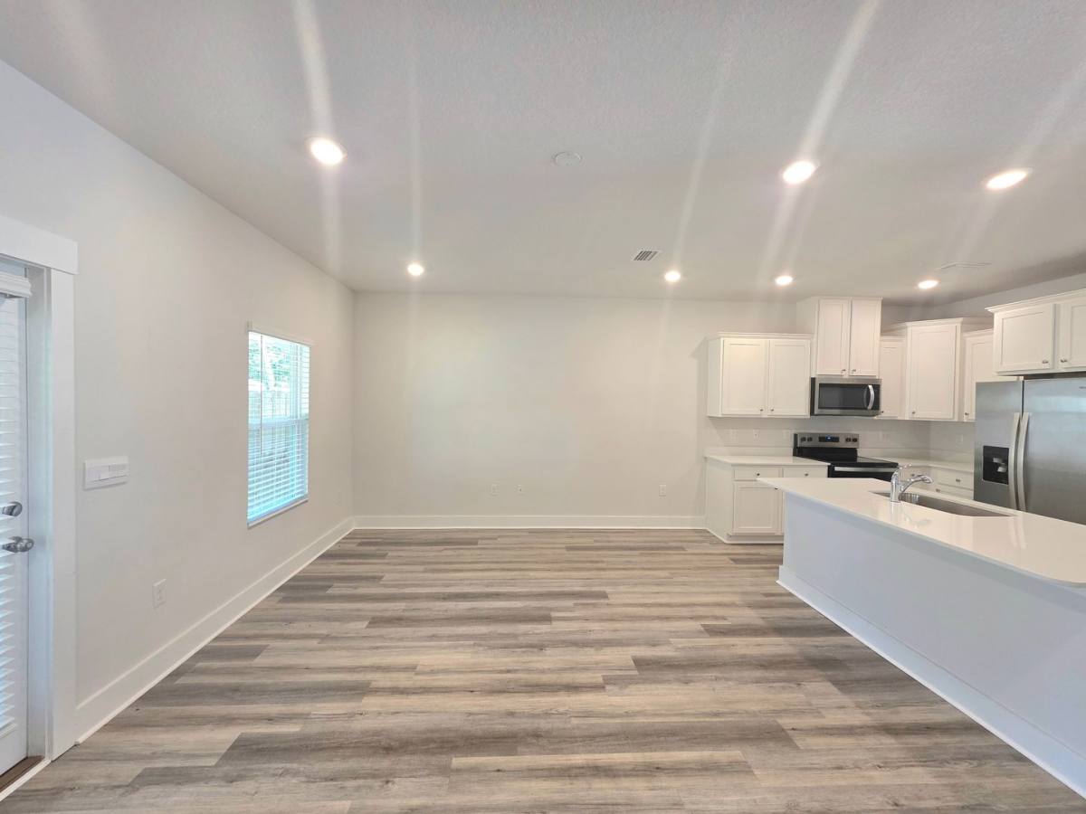 Townhouse for rent at 8486 Bluejack Dr, Pensacola, FL 32514