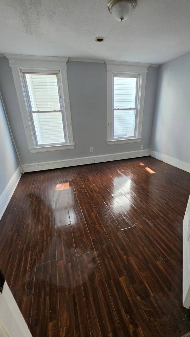 Apartment for rent at 58 Cypress St, Newark, NJ 07108