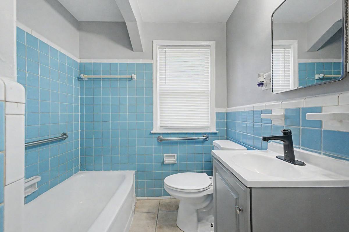 House for rent at 15712 Vaughan, Detroit, MI 48223