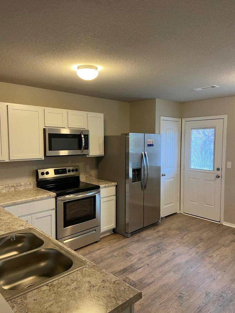 House for rent at 1670 Ryder St, Conway, AR 72032