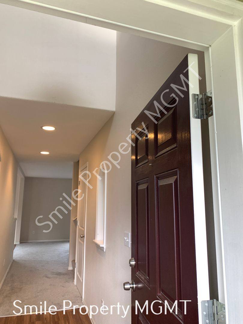 House for rent at 13840 SE 131st Ave, Clackamas, OR 97015