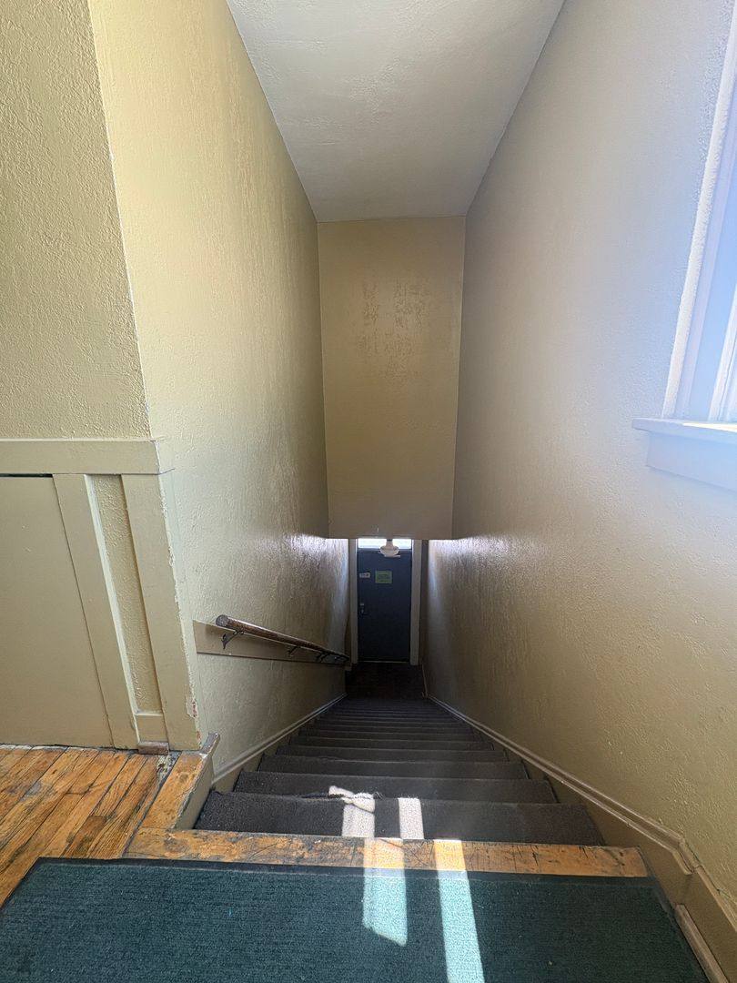 Apartment for rent at 16 S 27th St, Billings, MT 59101