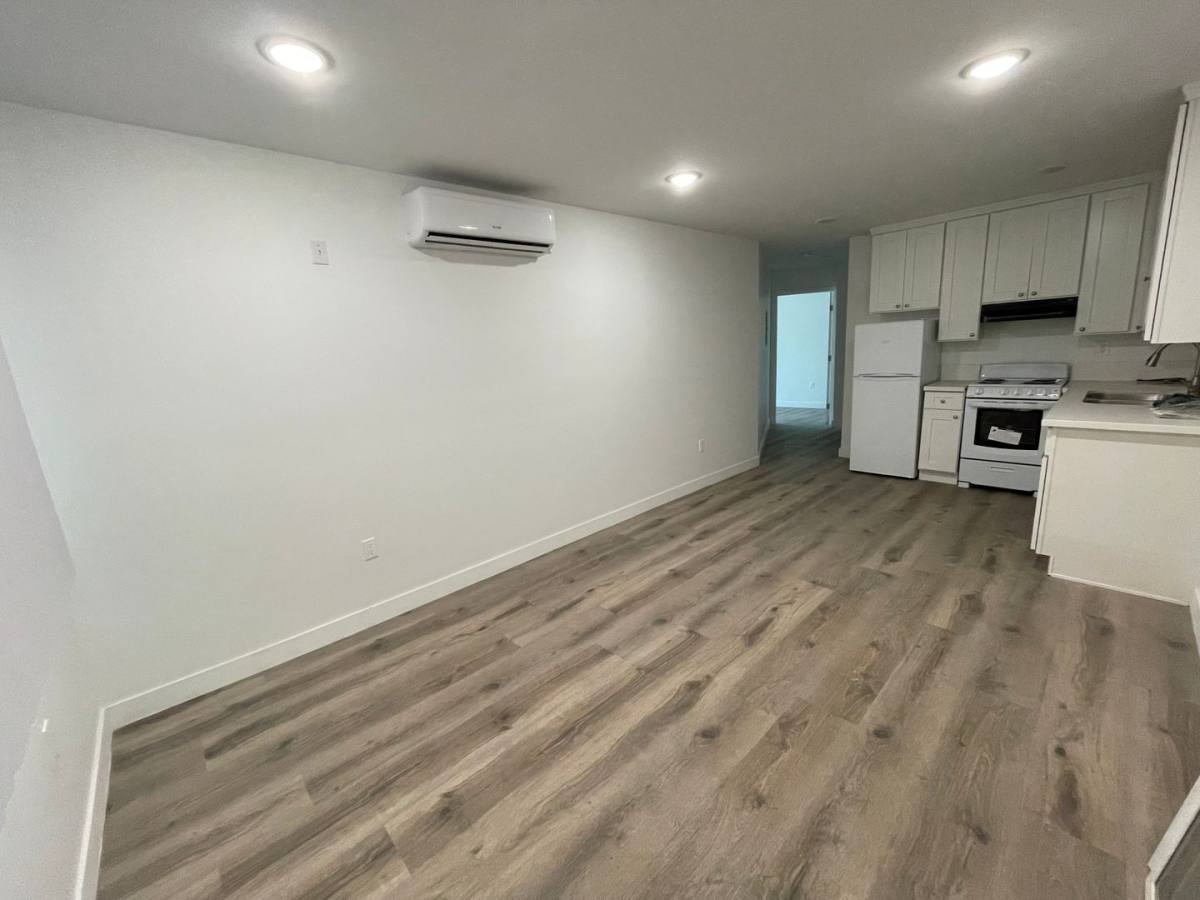 Apartment for rent at 966 N Mariposa Ave, Los Angeles, CA 90029