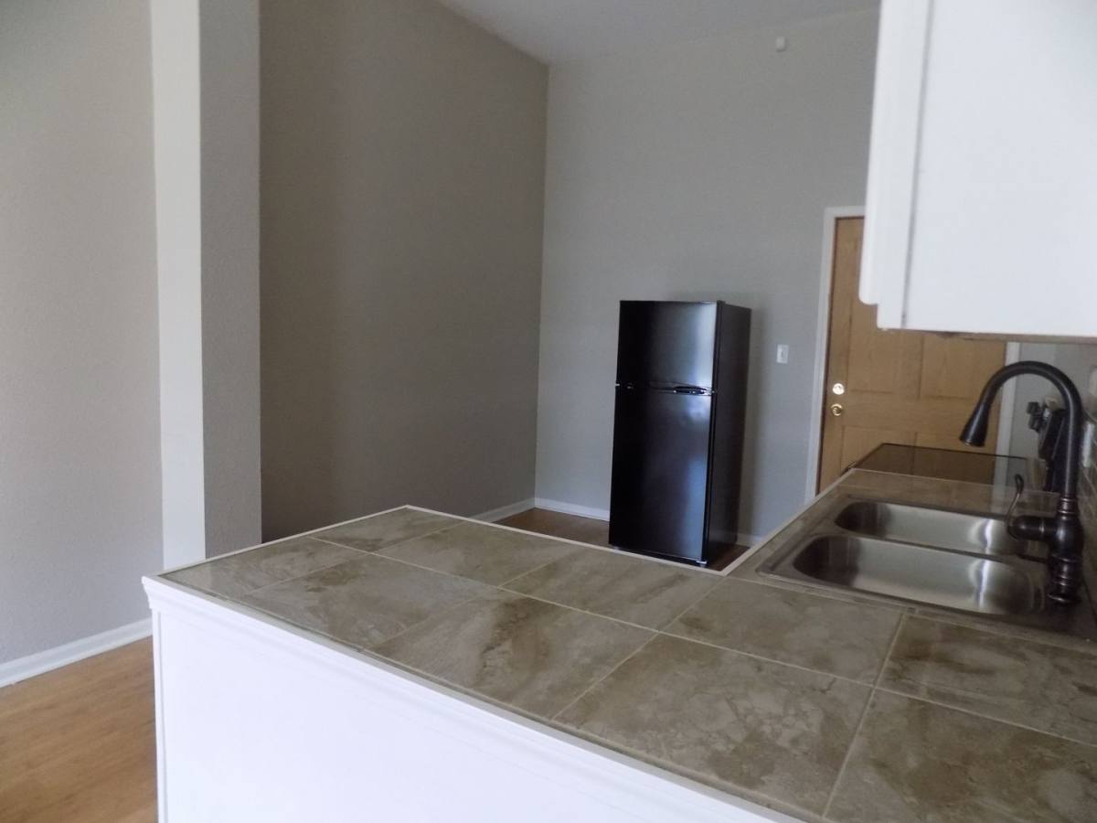 Apartment for rent at 121 W Broadway, Fairfield, IA 52556