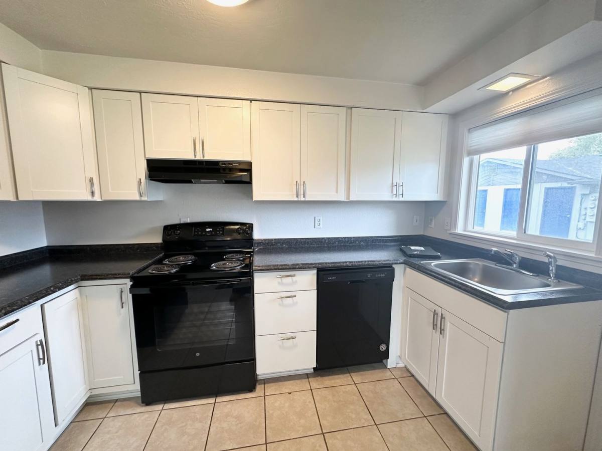 Apartment for rent at 207 Indiana Ave, Caldwell, ID 83605