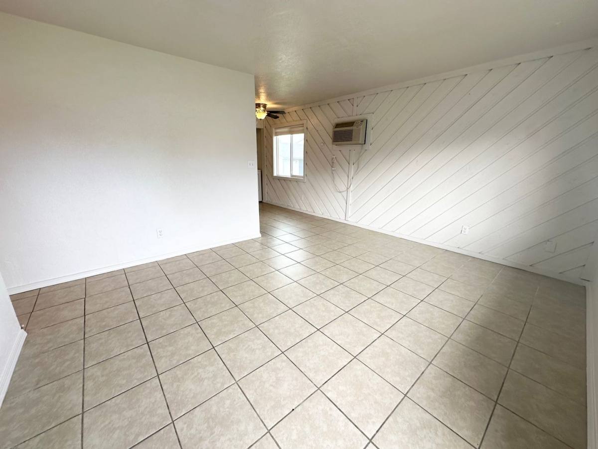 Apartment for rent at 207 Indiana Ave, Caldwell, ID 83605