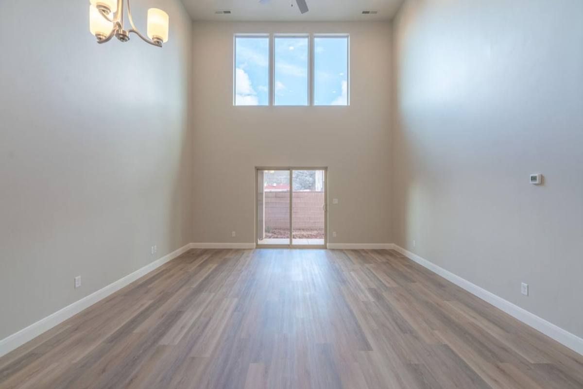 Townhouse for rent at 174 N 100 W, Hurricane, UT 84737