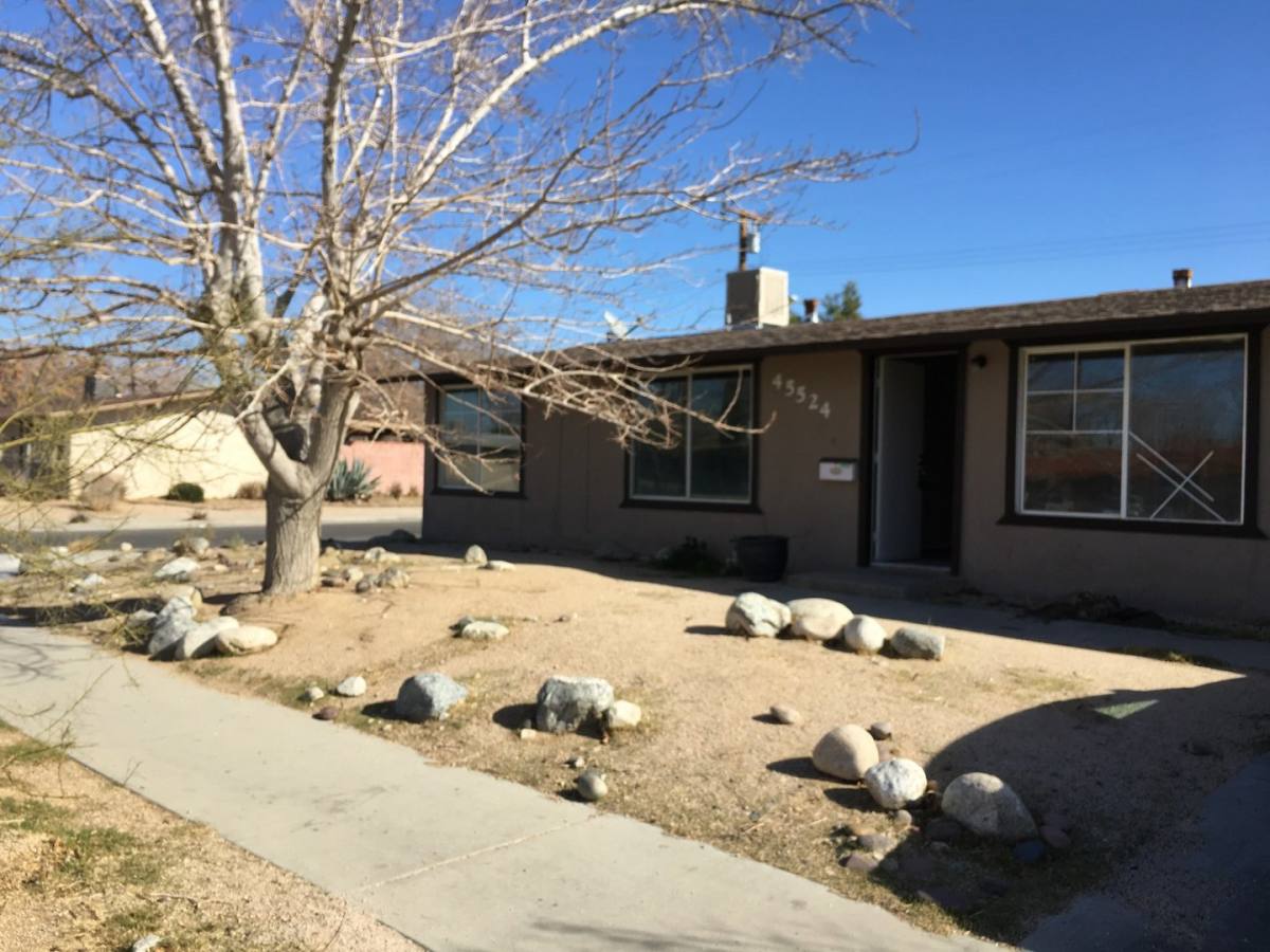 House for rent at 45524 Gadsden Ave, Lancaster, CA 93534