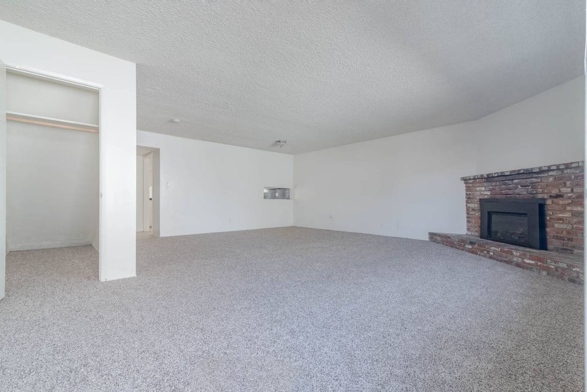 Apartment for rent at 3600-3610 Dana St, Bakersfield, CA 93306