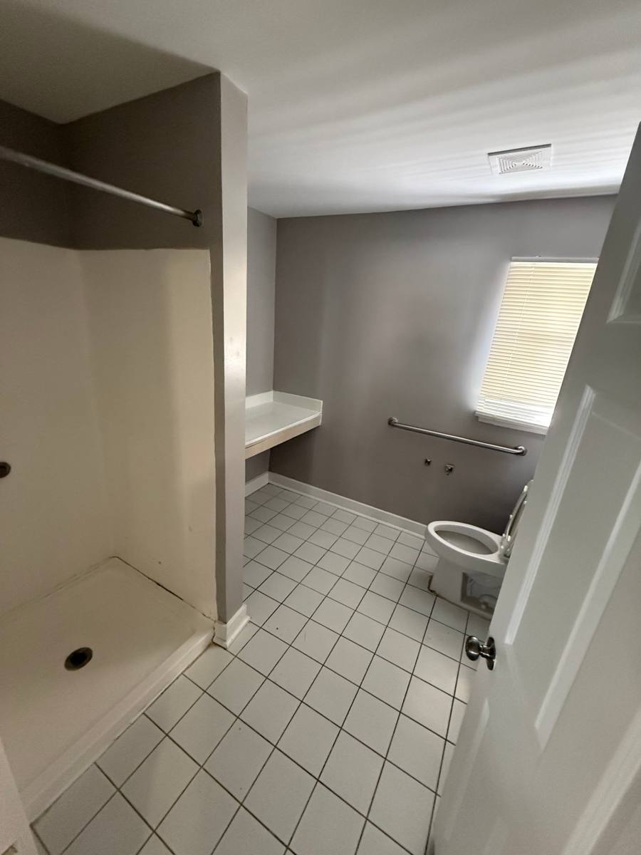 Apartment for rent at 2125 Cameron Dr, Dundalk, MD 21222