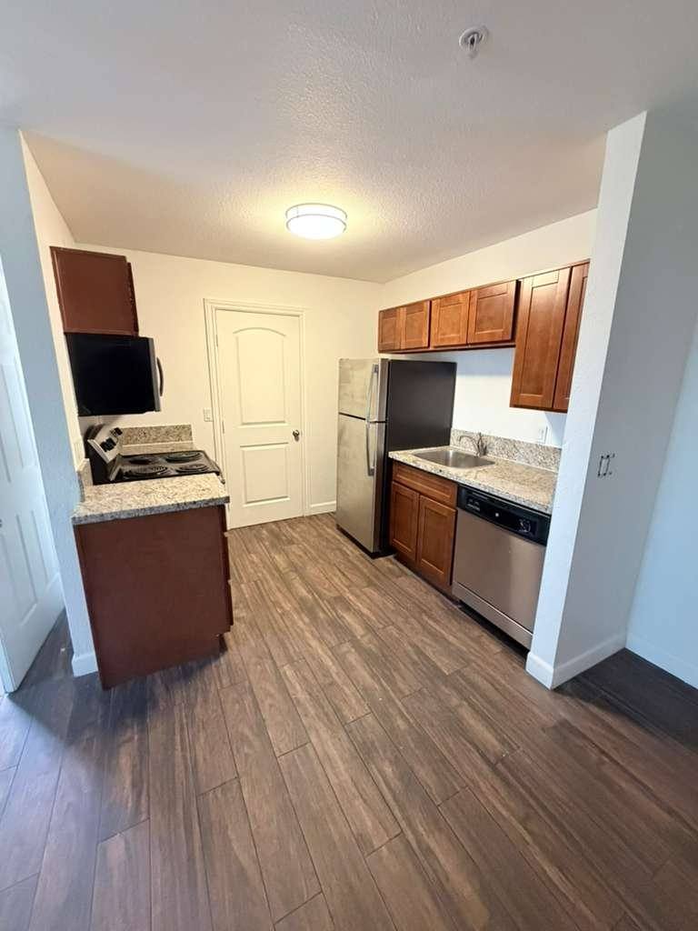 Apartment for rent at 777 W Campbell Ave, Phoenix, AZ 85013