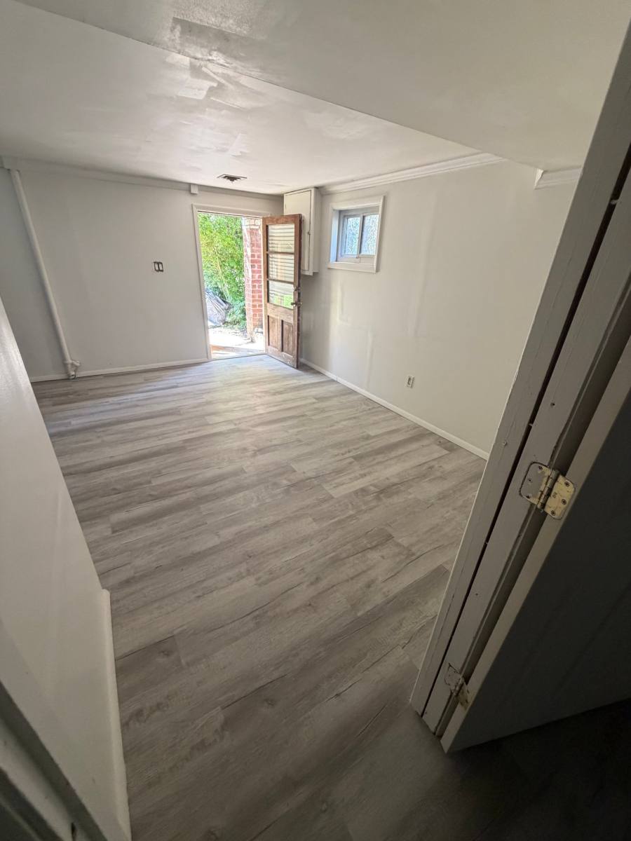 Apartment for rent at 603 Locust Ave #B, Charlottesville, VA 22902