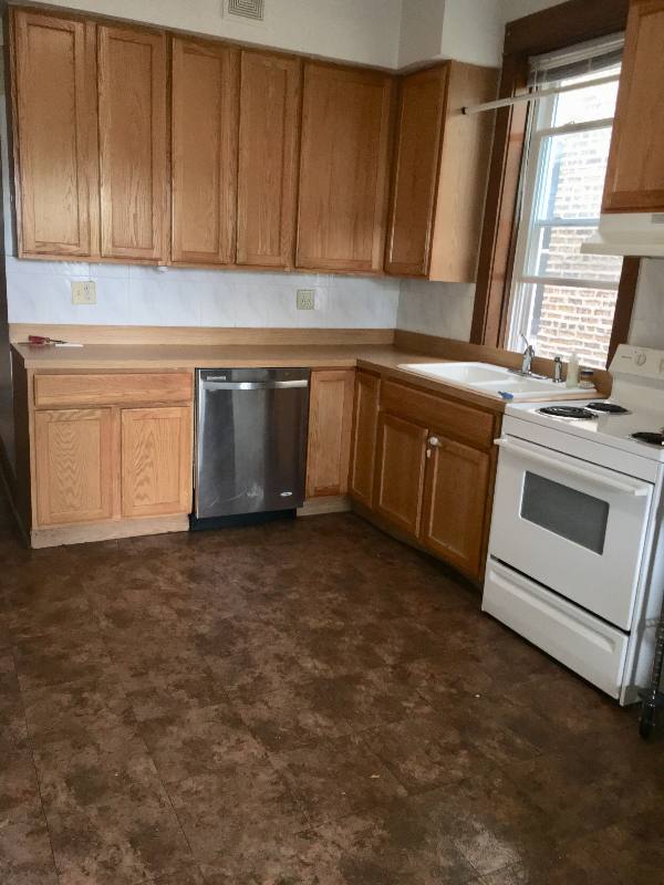 Apartment for rent at 4242 N Damen Ave #FIRST, Chicago, IL 60618