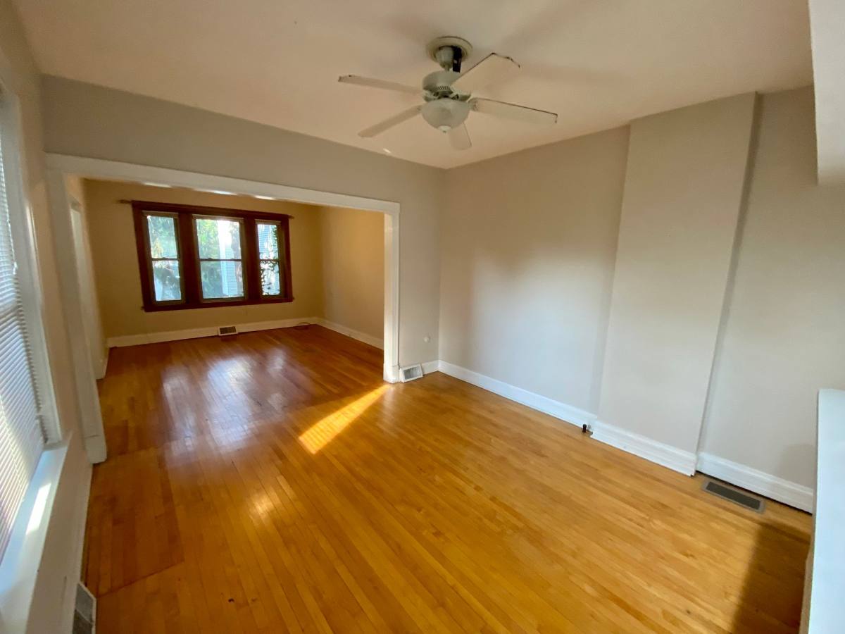 Apartment for rent at 2221 W School St, Chicago, IL 60618