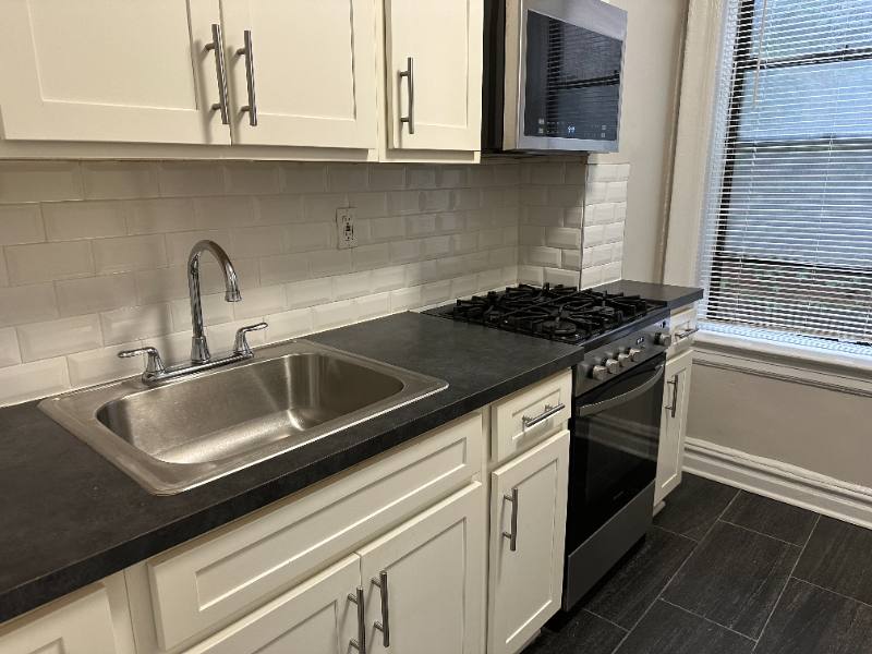 Apartment for rent at 18 Kenginston Ave #18, Jersey City, NJ 07304