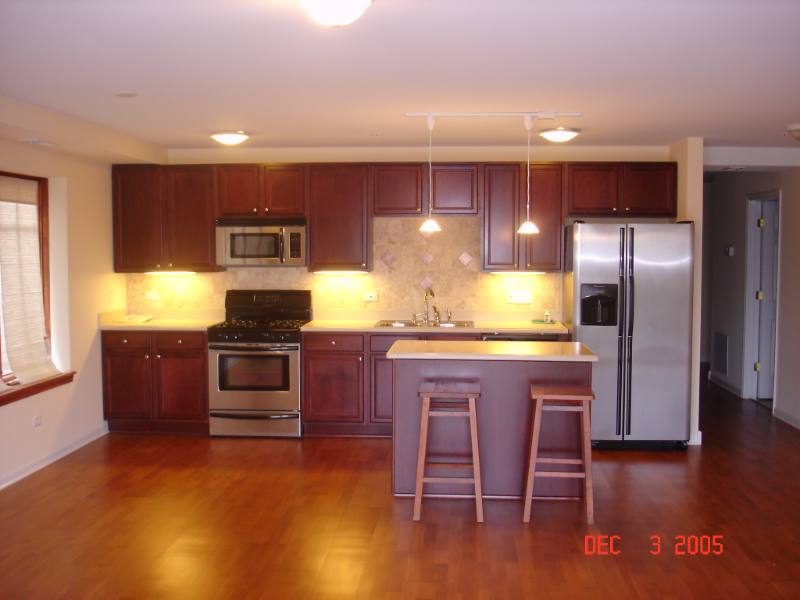 Apartment for rent at 8000 Kilpatrick Ave #2A, Skokie, IL 60076