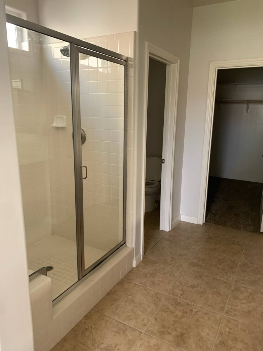 House for rent at 14708 Checkerbloom Dr, Bakersfield, CA 93314