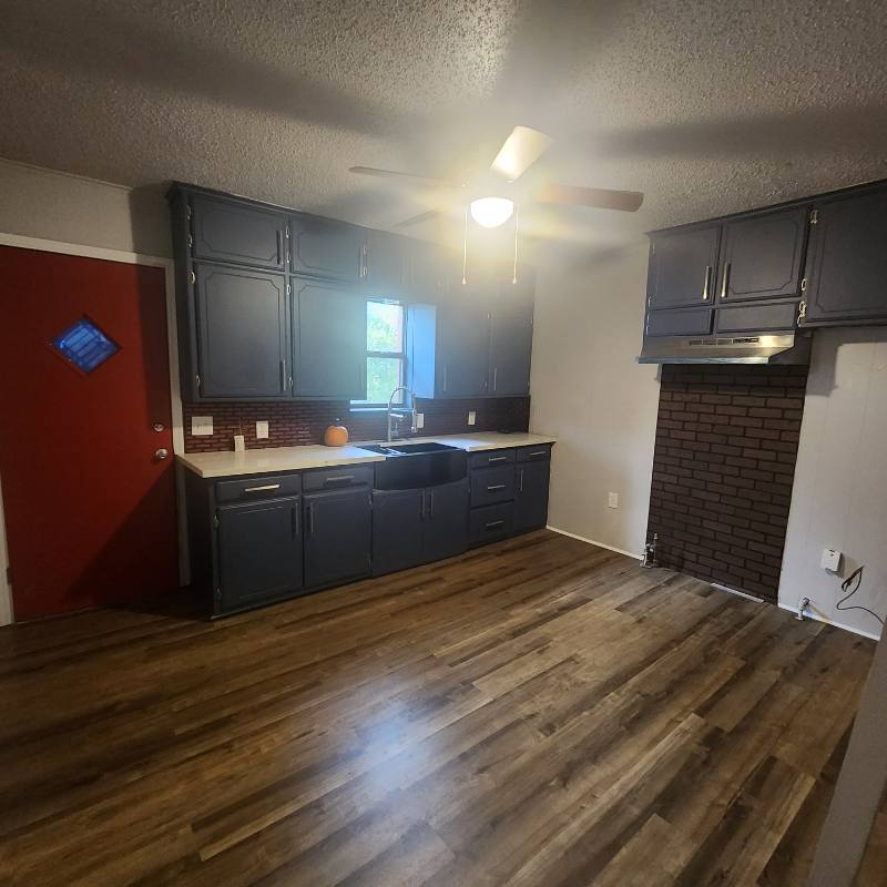 House for rent at 415 S 5th St, Chickasha, OK 73018