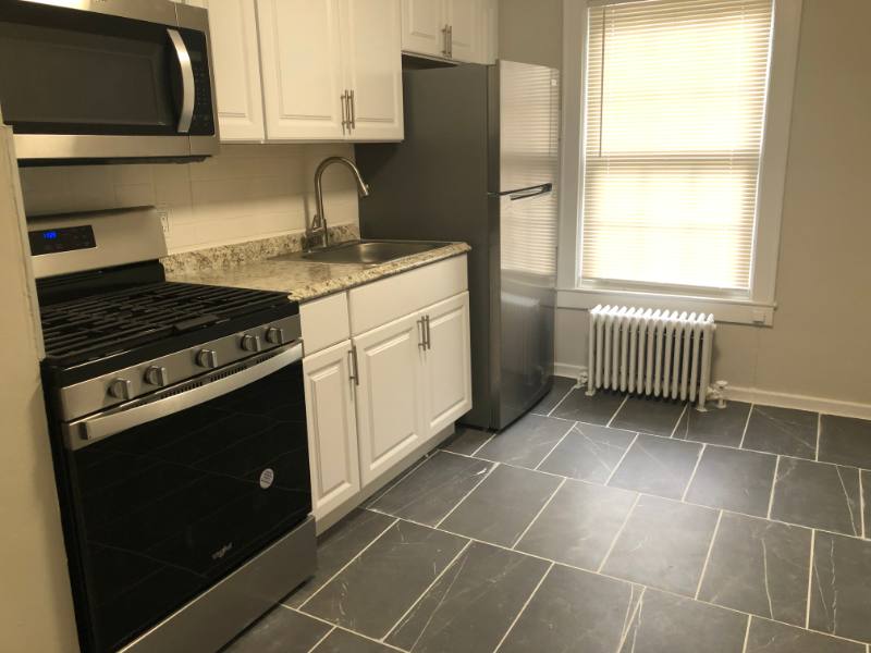 Apartment for rent at 500 Alma Ave #B4, Teaneck, NJ 07666